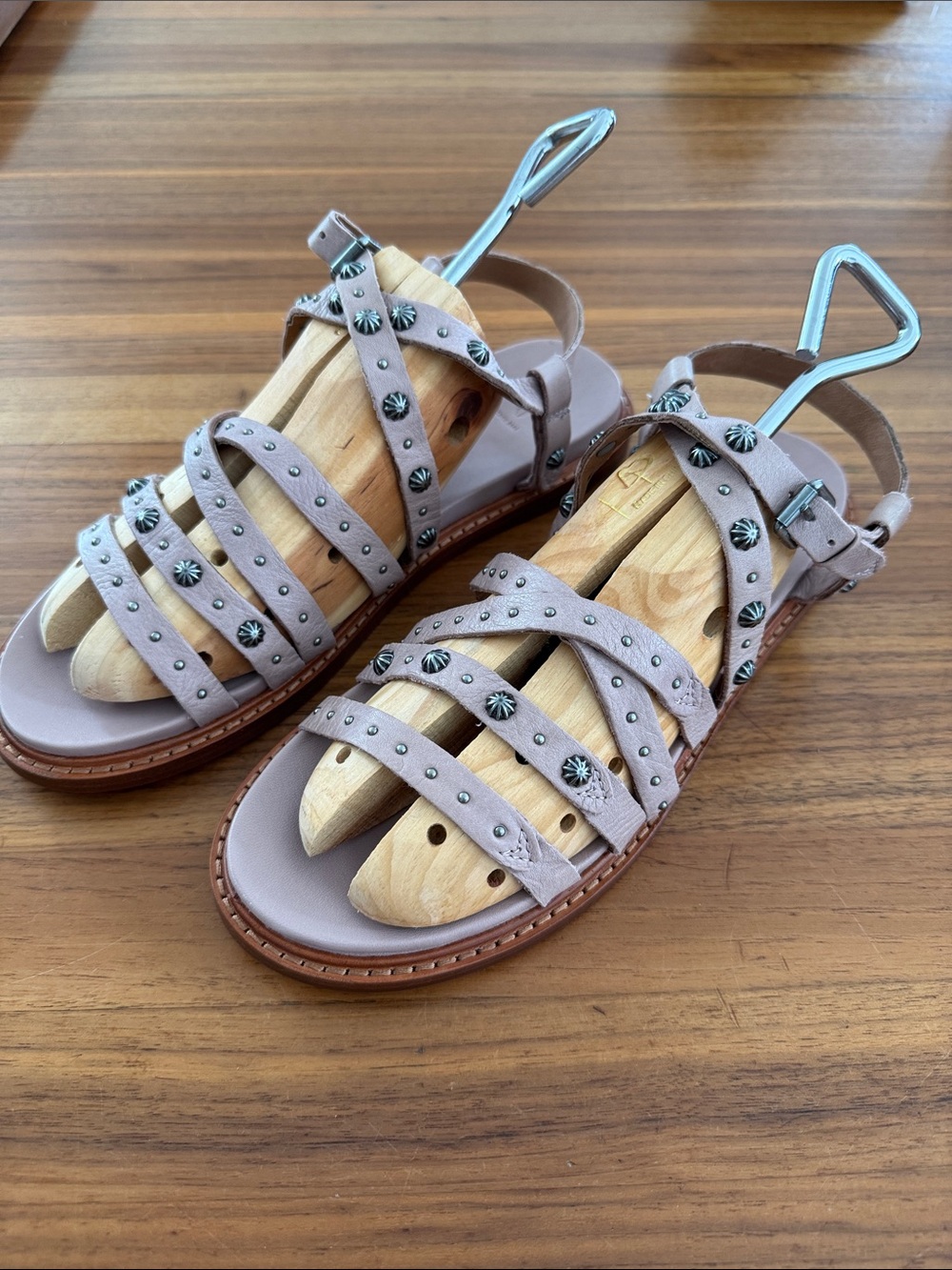 NWOT Frye Andora Concho Strappy Sandals SZ  9.5
